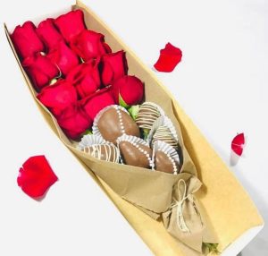 Caja Rosas y fresas